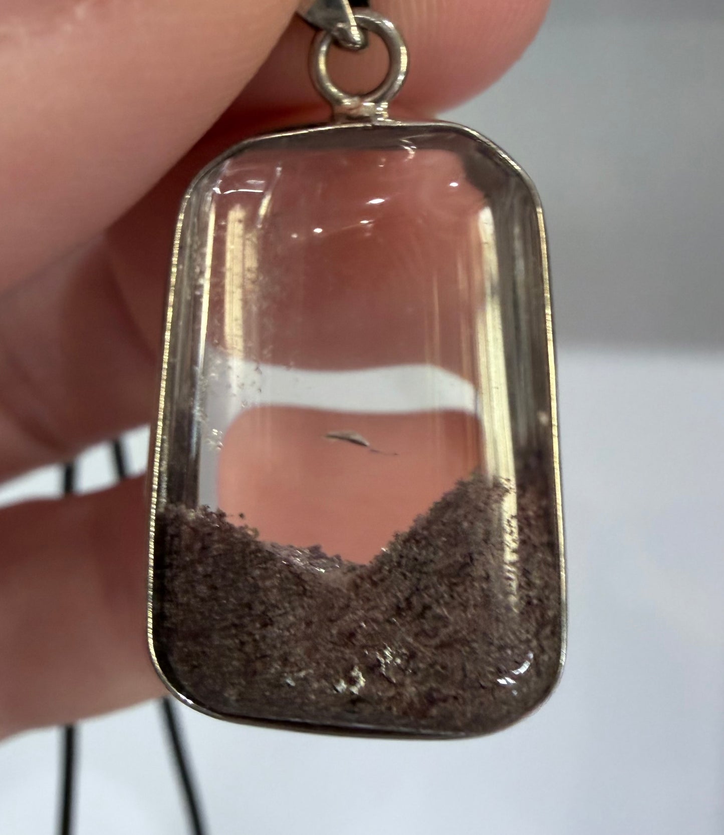 Garden Quartz (Lodolite) Pendant – Landscape Crystal with Cord (3.7cm)