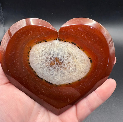 Carnelian Agate Druzy Heart on Stand (10.3 × 11.5 cm)