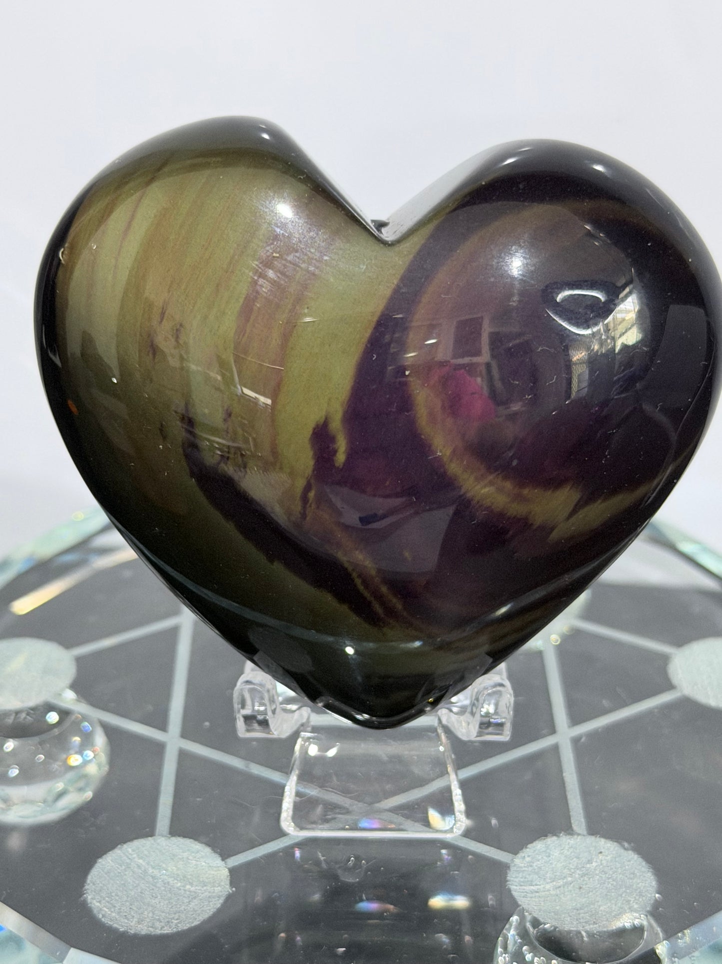 Rainbow Obsidian Heart – 7.1 × 6.5 cm