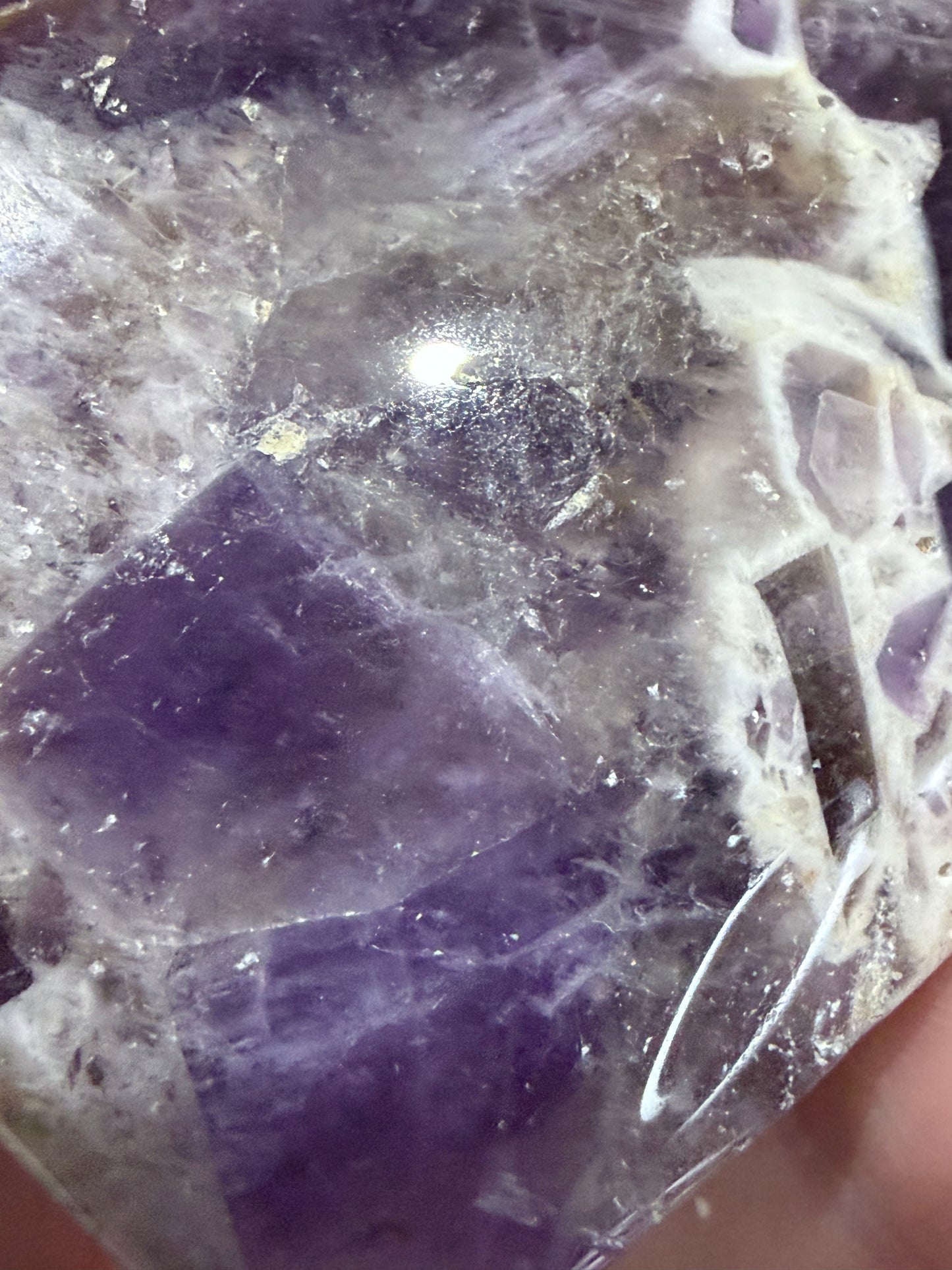 Chevron Amethyst Heart – Self Standing D