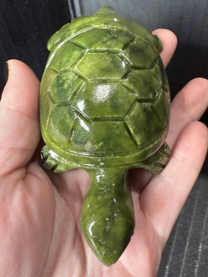 Green Serpentine Turtle | 200g | 10.5 × 6cm