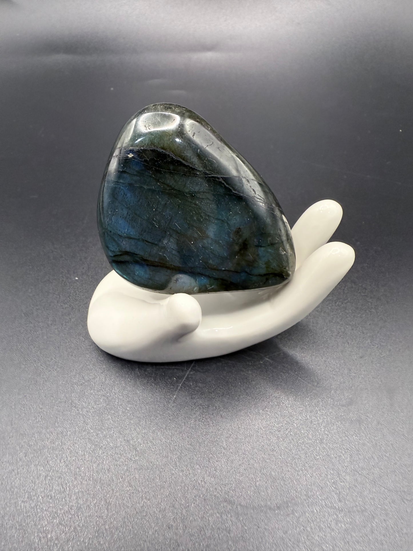 Labradorite Palm Stones 31g -108g