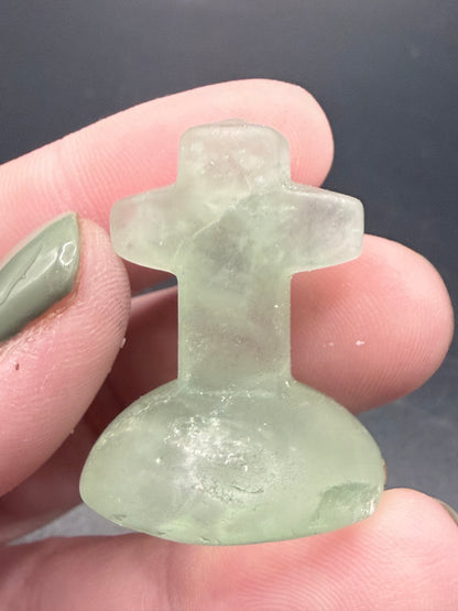Green Fluorite Cross Carving – 3.1cm