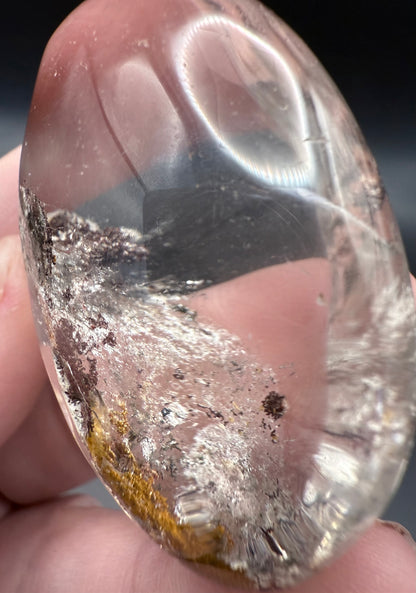 High Quality Garden Quartz (Lodolite) Palm Stone