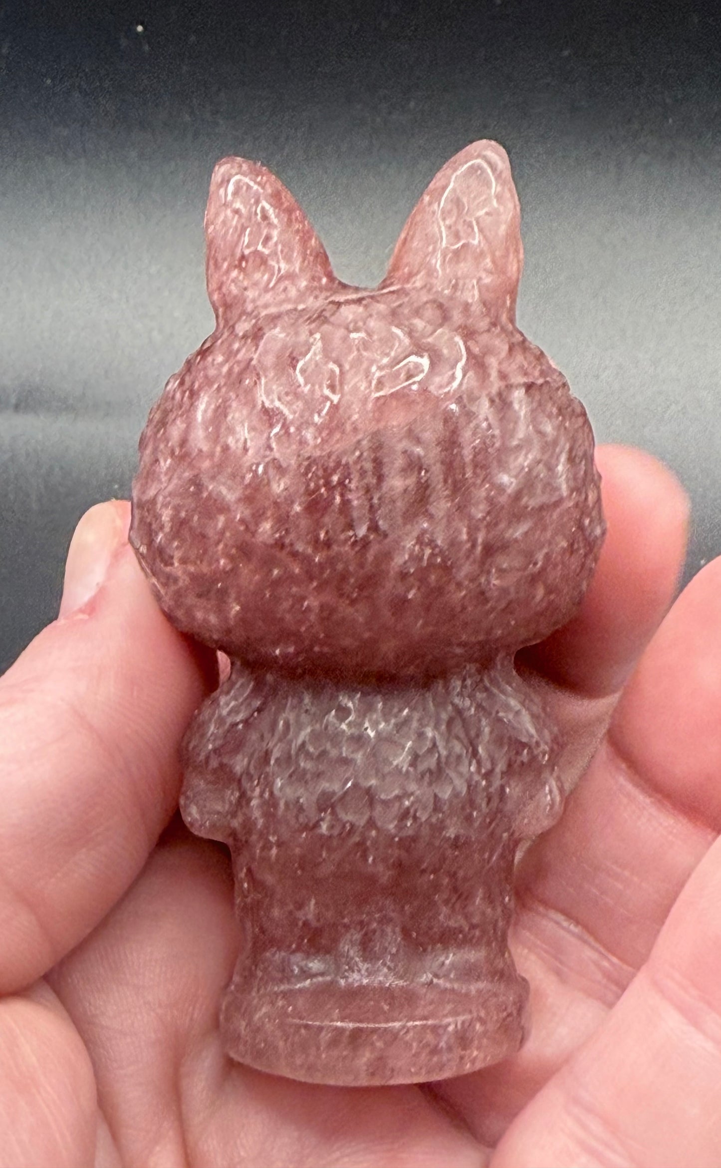 Strawberry Quartz Labubu Carving 7.7cm