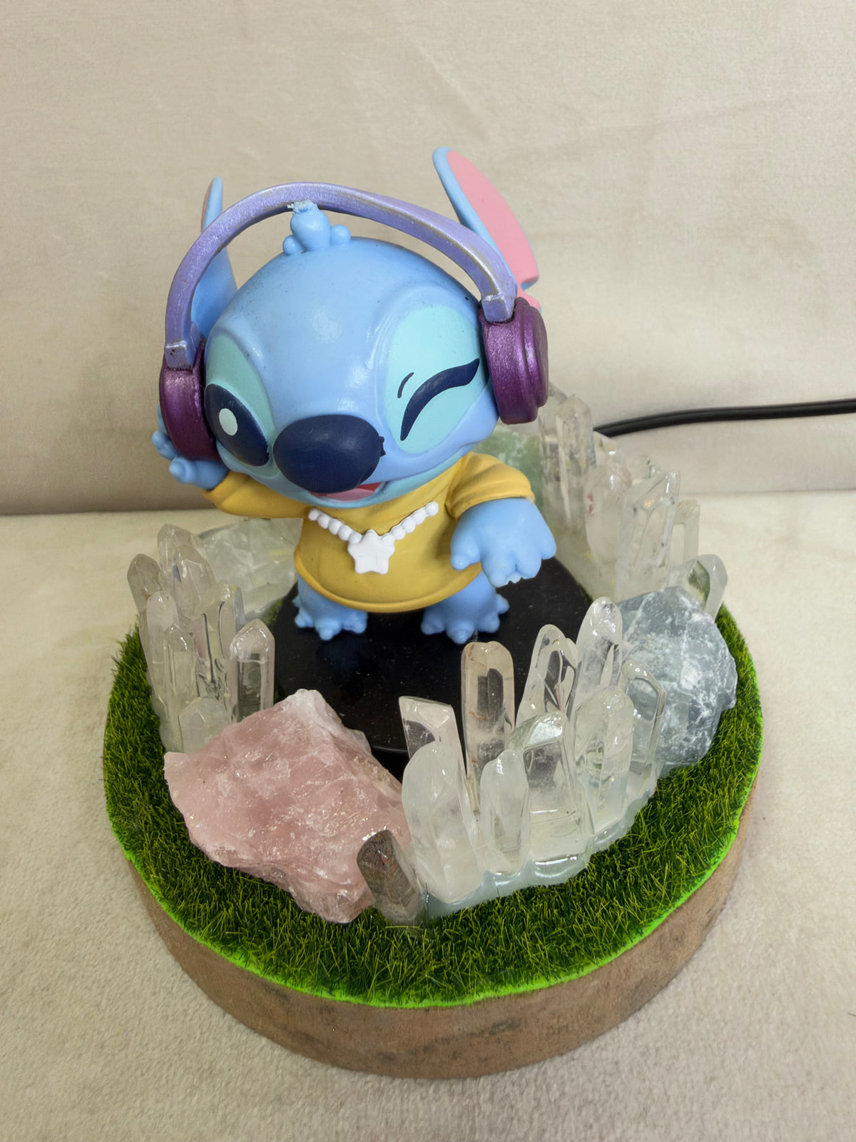 DJ Stitch Crystal Garden USB Lamp