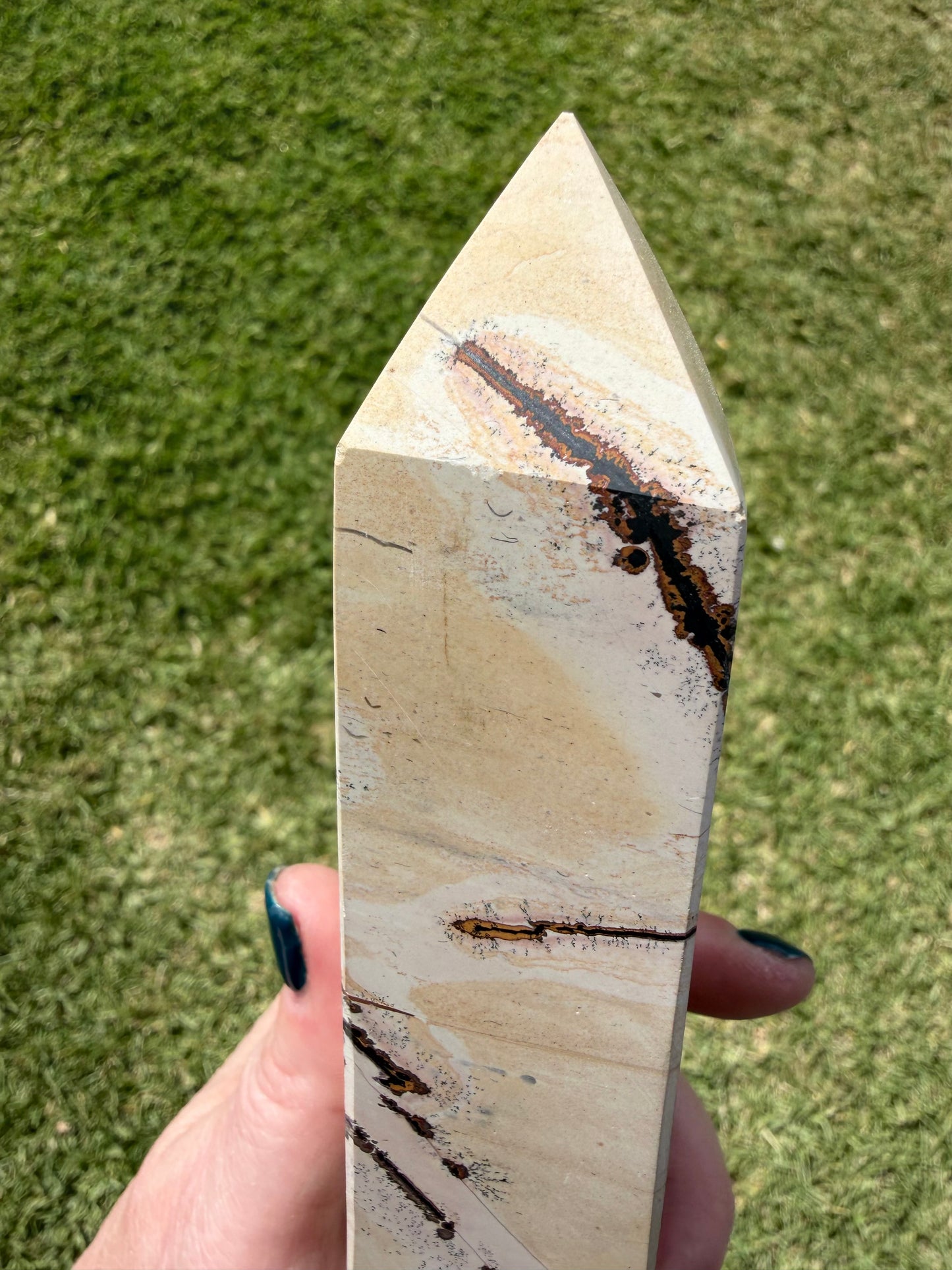 Picture Jasper Tower – Statement Piece