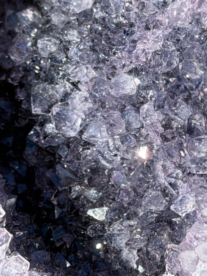 Brazilian Amethyst Druzy Cave – 984g B
