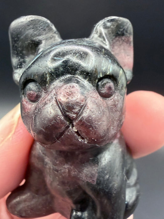 Garnet French Bulldog Carving – 5 cm