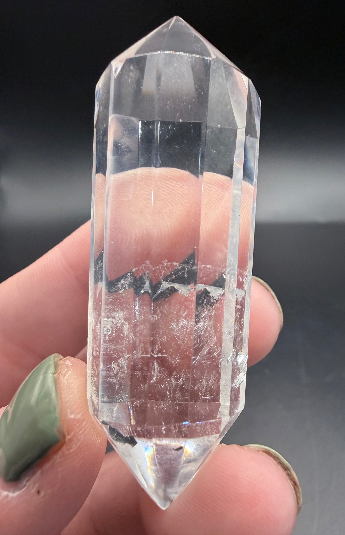 Clear Quartz Vogel Wand with Phantoms – 50 g | 7.2 × 4 cm