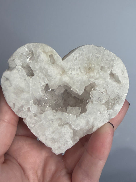 Quartz Druzy Geode Heart Free Standing