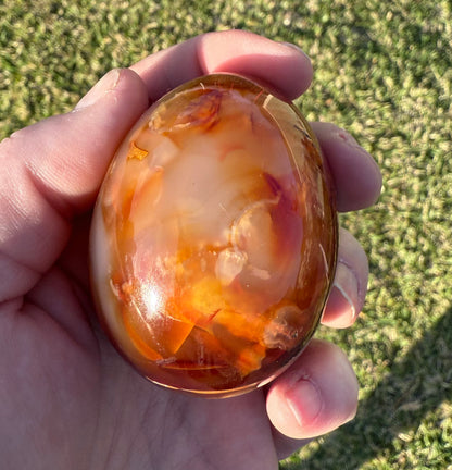 Carnelian Egg – 173 g - Crystal wonderland By Lisa