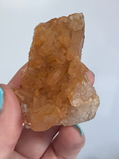 Mandarin Quartz Cluster – 88g