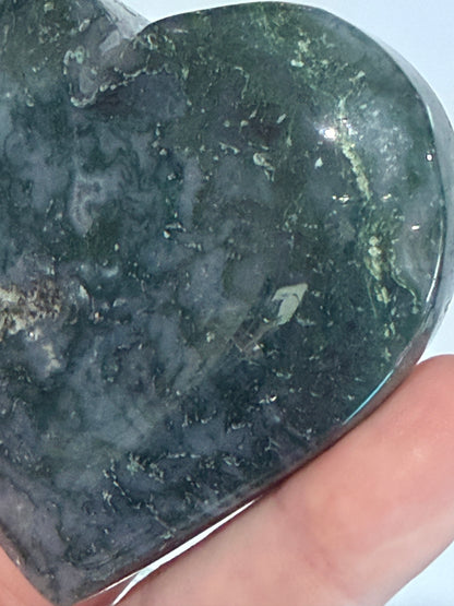 Moss Agate Heart – 130g A - 7.2cm