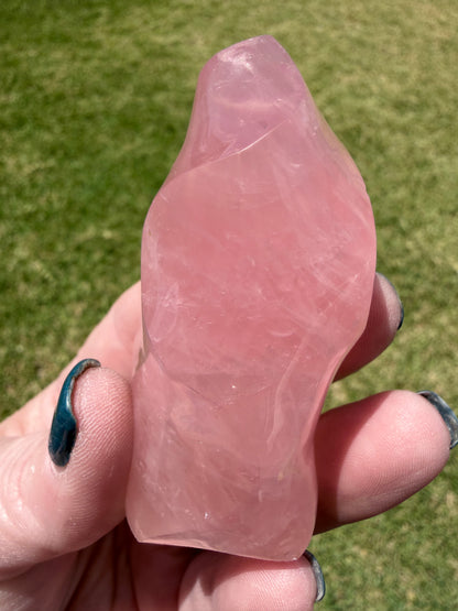 Bright Pink Rose Quartz Flame – 100g