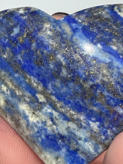 Lapis Lazuli Self-Standing Heart C