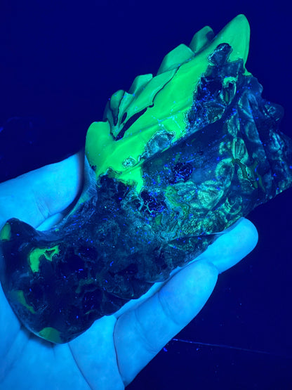 Volcano Agate Dragon Head | UV Reactive | 580g | 12.2 × 8cm