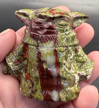 Dragons Blood Stone Baby Yoda – 5.7cm | 150g - Crystal wonderland By Lisa