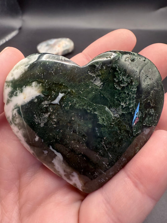 Moss Agate 6cm Free Standing Heart