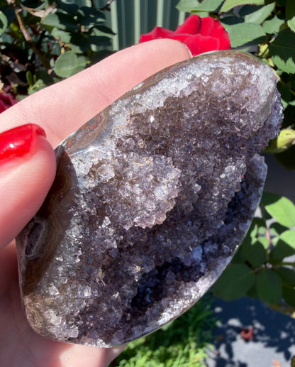 Red Amethyst Druzy Crystal Charging Bowl – Sparkling Agate Geode Freeform (410g)