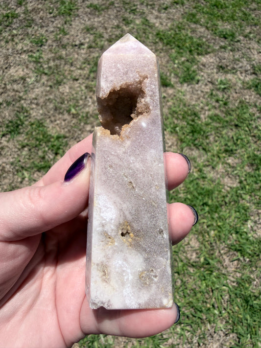 Flower Agate Druzy Tower 10.5 × 3.6 cm | 160 g