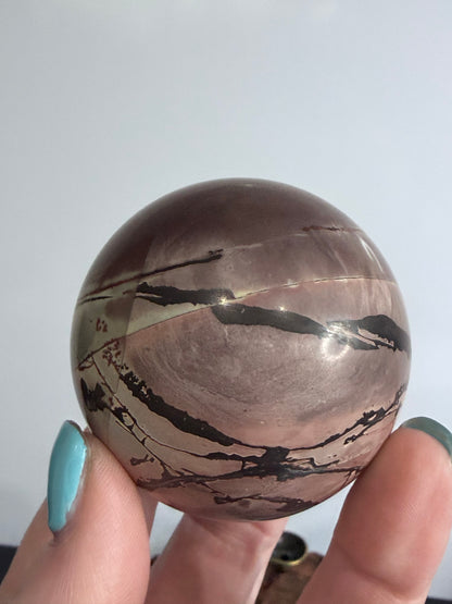 Picture Jasper Sphere – 5.5 cm (230 g)