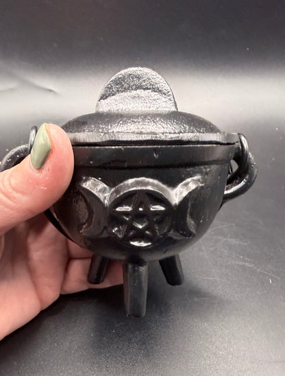 Cast Iron Triple Moon Cauldron 7.5cm