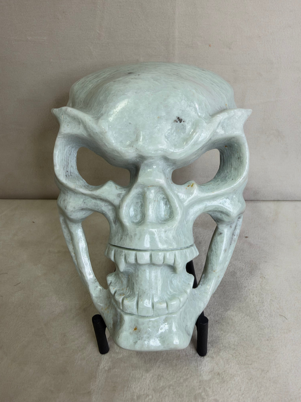 Serpentine Skull Mask Carving with Stand – 14.5 cm