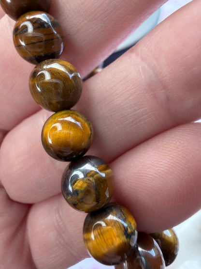 8mm Tiger’s Eye Bracelet

Protection • Confidence • Strength