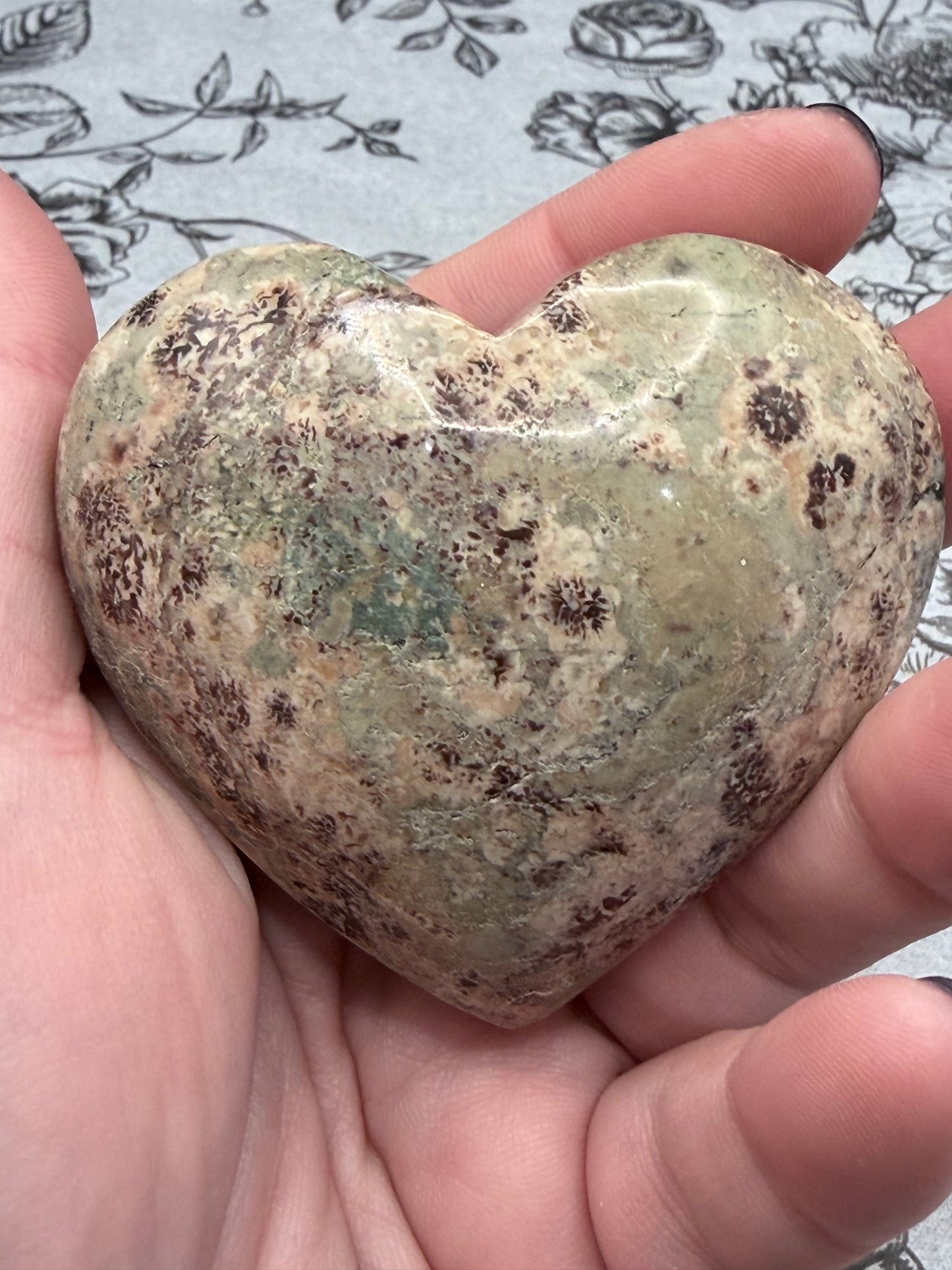Green Flower Agate Heart – Chunky (145g, 6.5 x 6cm)