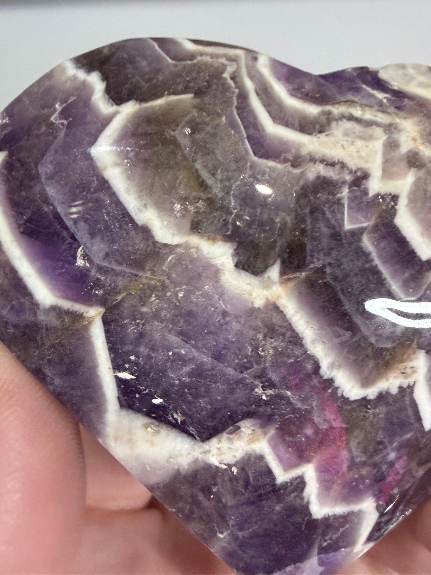 Chevron Amethyst Heart – Free Standing A