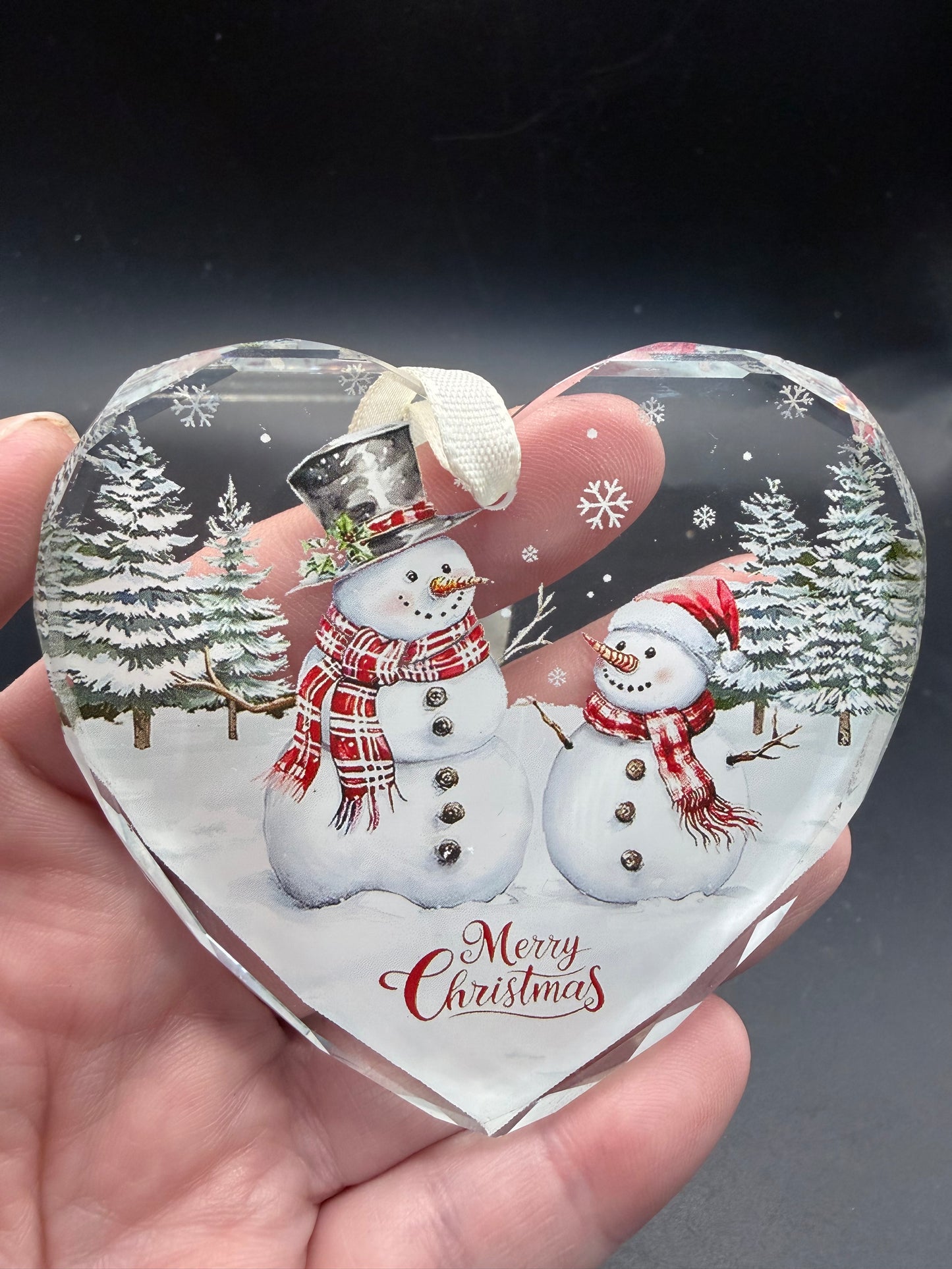Glass Heart Ornament – Snowman Christmas Scene