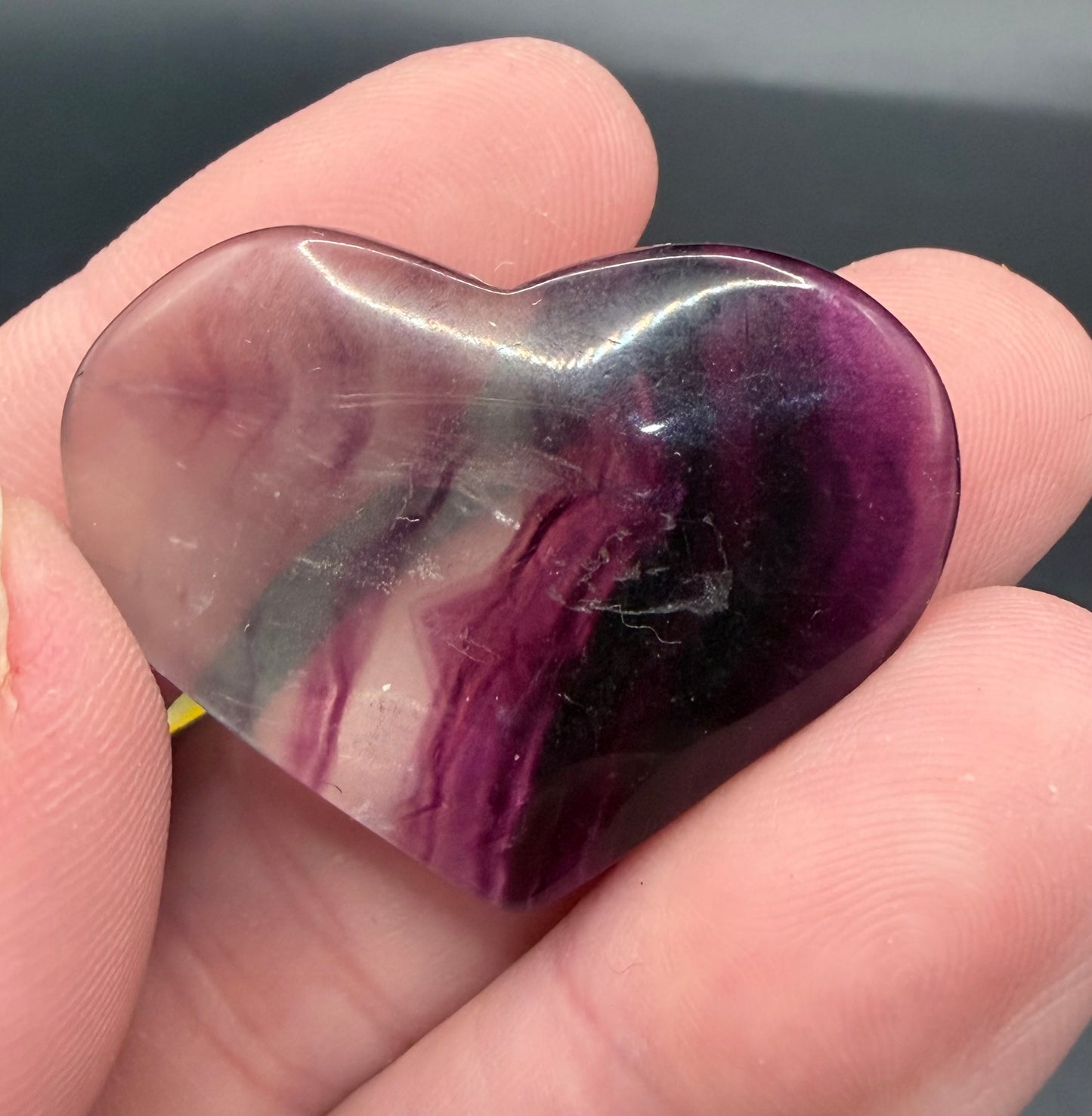 Fluorite Hearts assorted colours– 3cm