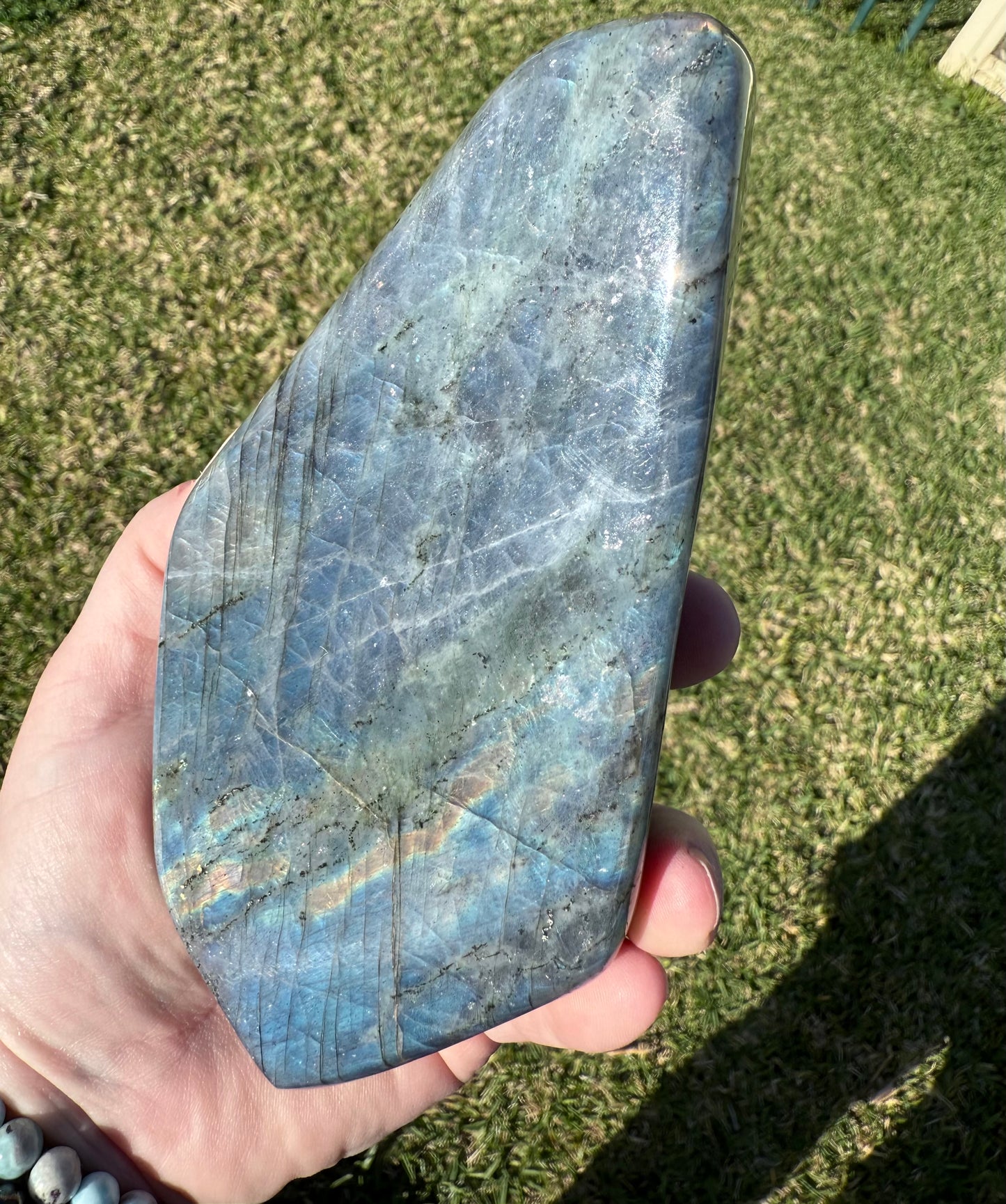 Flashy Labradorite Freeform – 685g