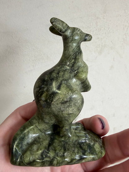 Green Serpentine Kangaroo Crystal Carving – 10cm