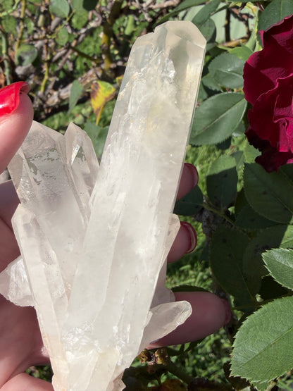 Clear Quartz Cluster with Double Twin Points – 231g -