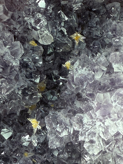 Rainbow Amethyst with Rare Pineapple Cluster – 526g / 9cm