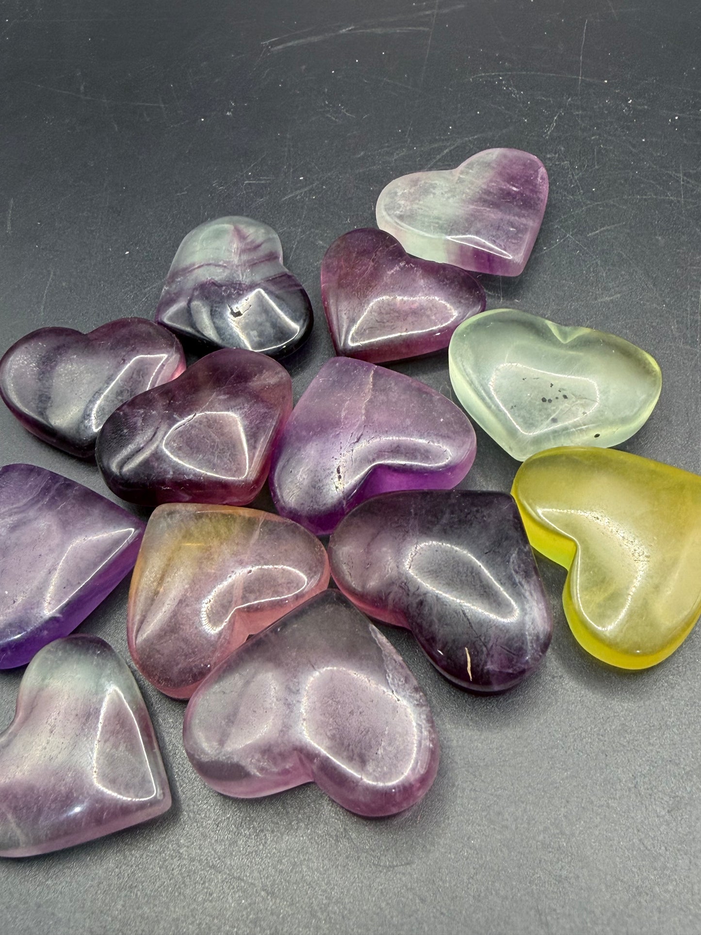 Fluorite Hearts assorted colours– 3cm
