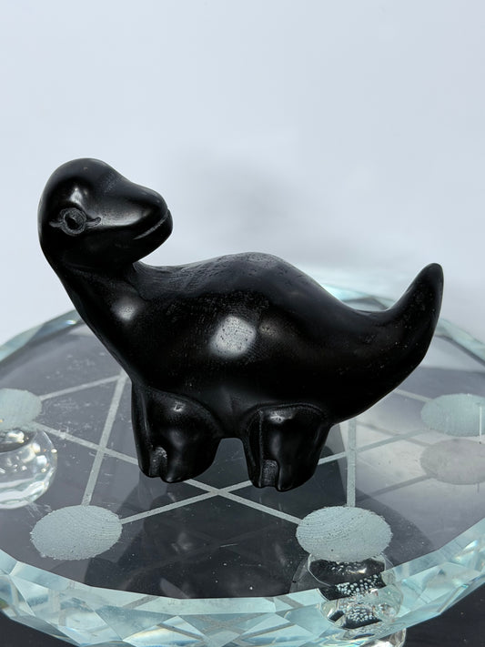 Black Obsidian Baby Brontosaurus Dinosaur Carving – 7cm