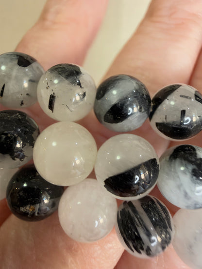 8mm Snowflake Obsidian Bracelet