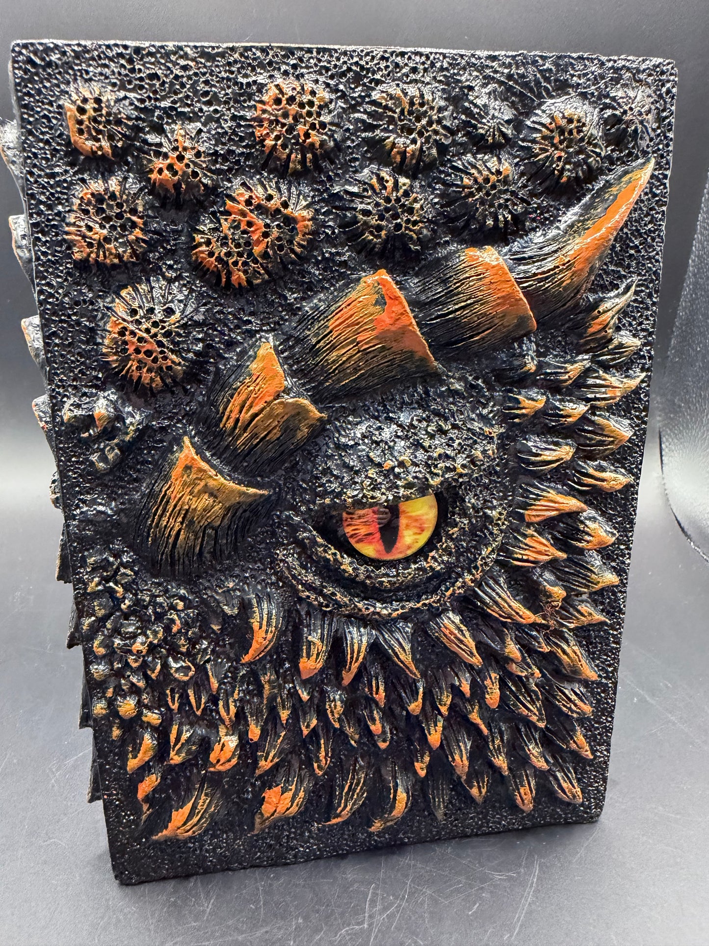 Tanokay 3D Dragon Eye Sculpture Journal
