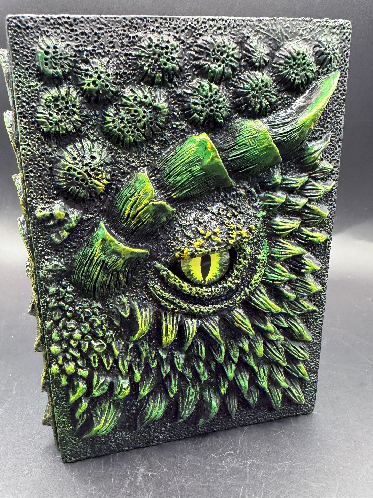 Tanokay 3D Dragon Eye Sculpture Journal