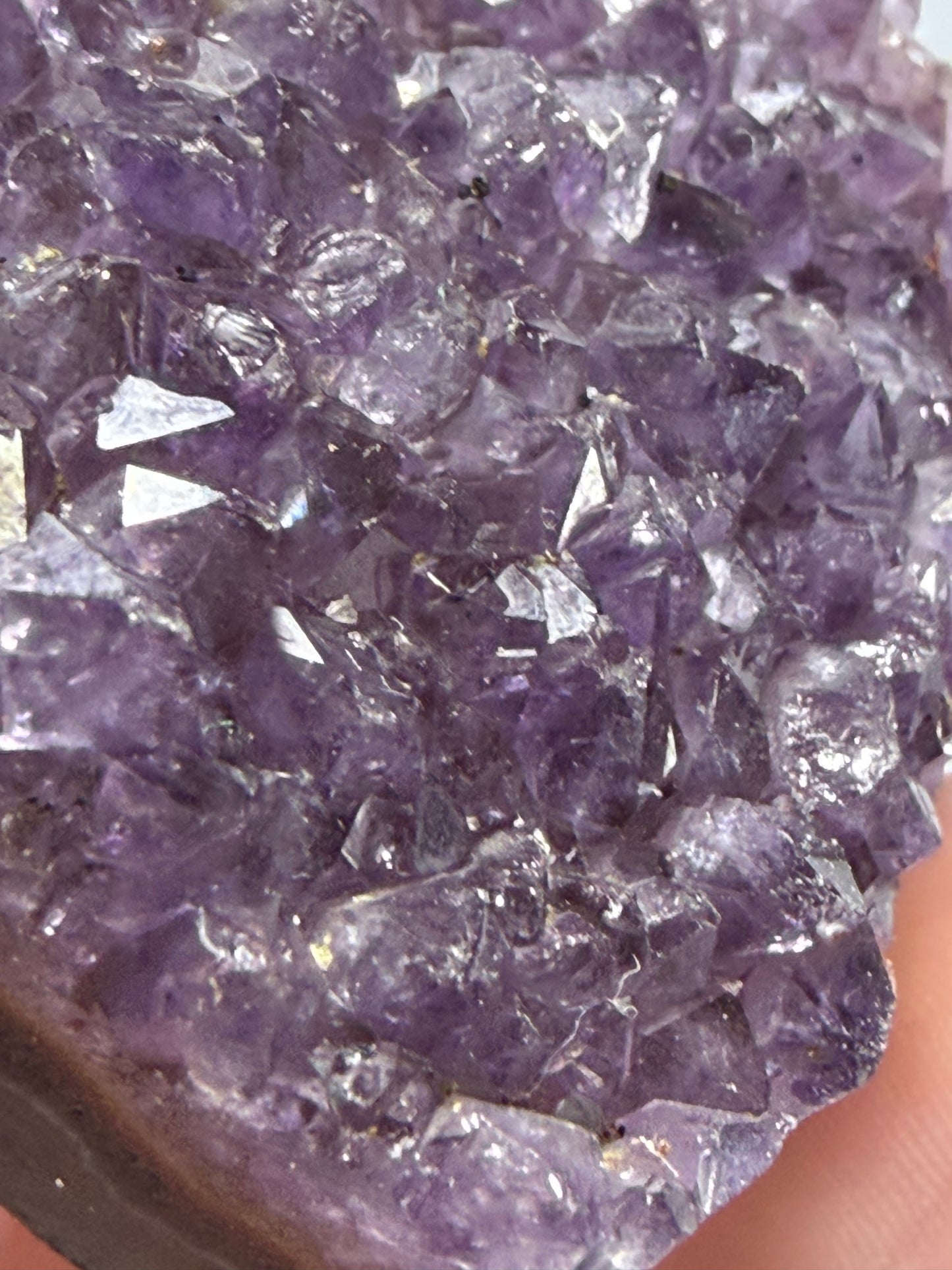 Amethyst Druzy Heart Cluster With Stand – 5.6cm (C)