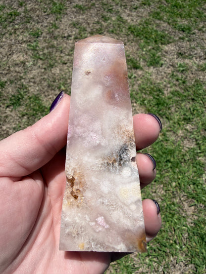 Flower Agate Druzy Tower 12 × 5 cm | 142 g