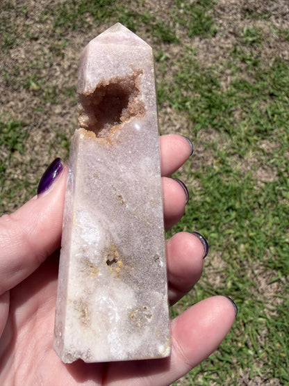 Flower Agate Druzy Tower 10.5 × 3.6 cm | 160 g