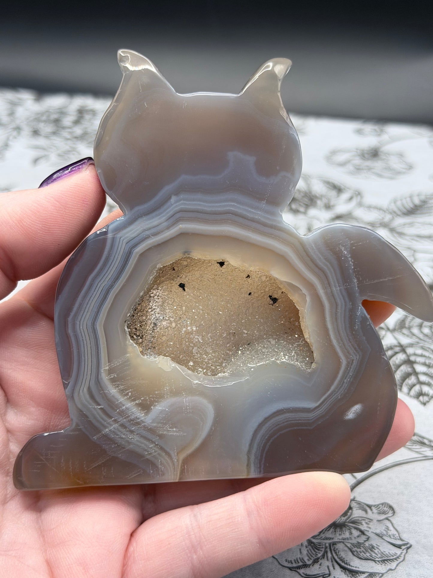 Druzy Banded Agate Cat Geode — 140g | 9.3 x 9.2cm