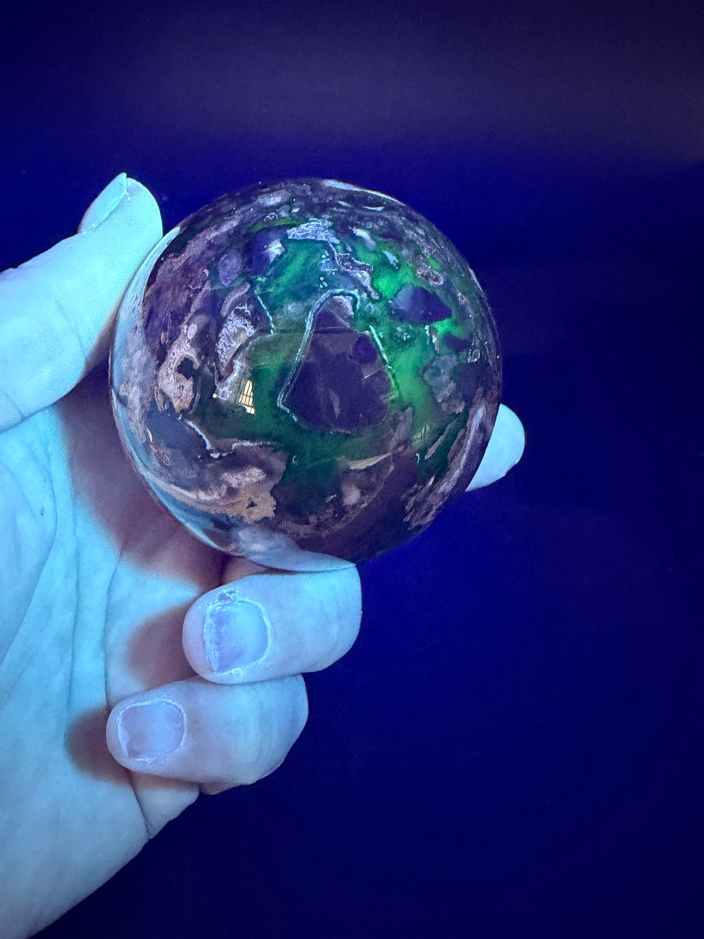 Volcano Agate Sphere – UV Reactive Green Glow