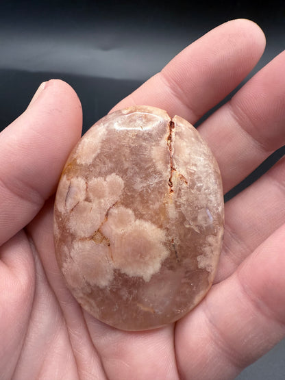 Flower Agate Palm Stone