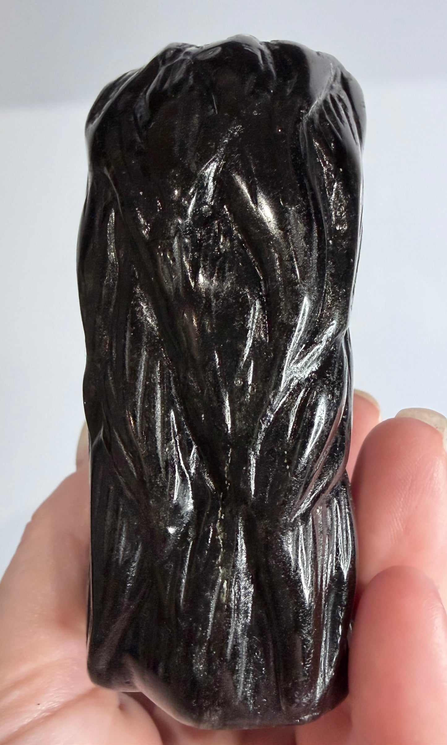 Black Obsidian Eagle Carving – 10 × 10 cm | 420 g