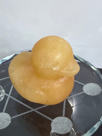 Orange Calcite Duck Carving – 150g 5.5cm